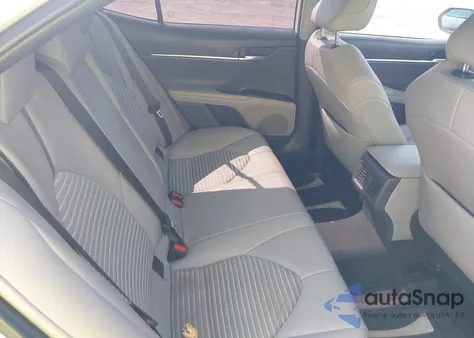 2022 Toyota Camry Se z USA, uszkodzony, nr VIN 4T1S11AK4NU032604